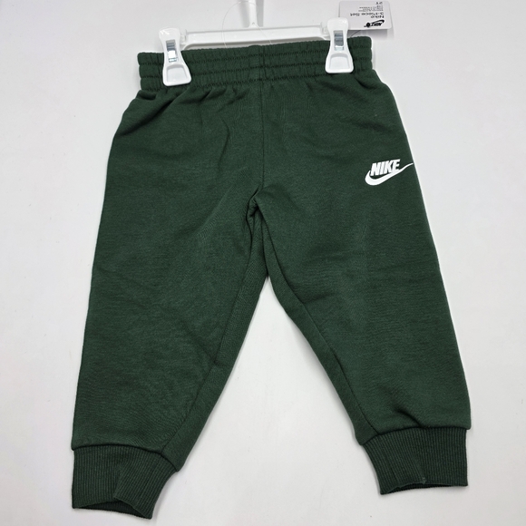 NEW Nike boys' 3-piece sweatsuit set size 2T - Picture 6 of 7